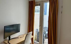 Sunshine Suites
